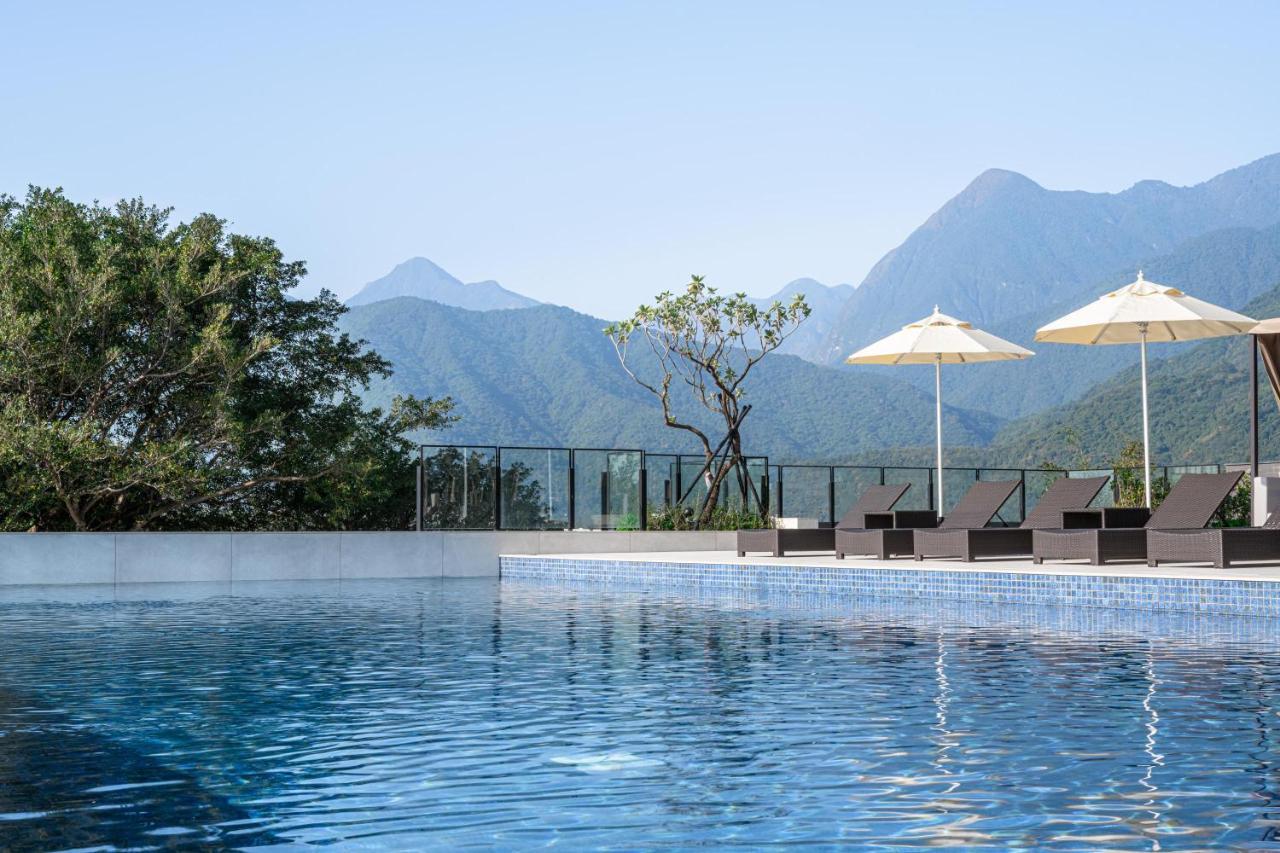 Lakeshore Hotel Hualien Taroko Shunan Exterior photo The swimming pool at the hotel