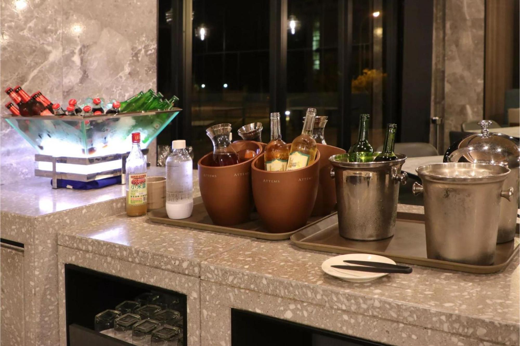 Lakeshore Hotel Hualien Taroko Shunan Exterior photo A salad bar at a hotel